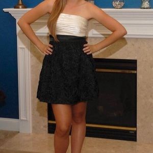 Strapless Little Black and white dress size 5 Love